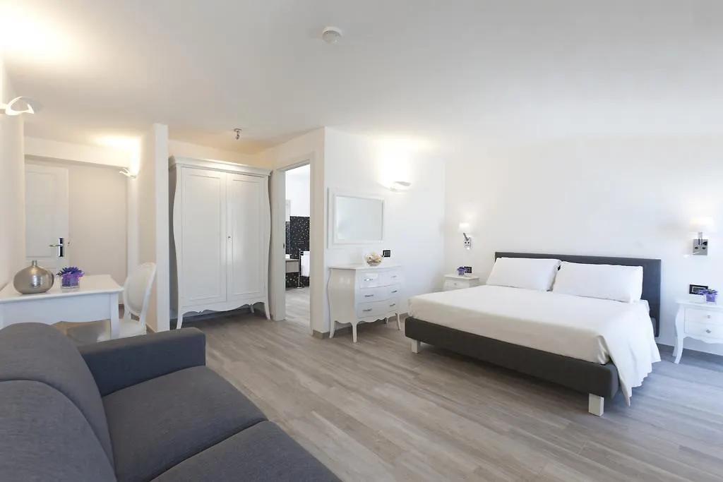 Hotel Villa Domizia 포르투산투스테파노 4*,  이탈리아